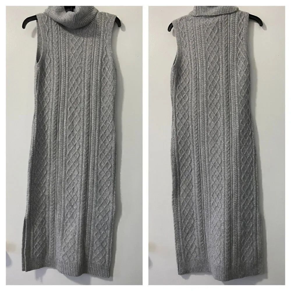 House of Harlow 1960 Knit turtleneck Sleveless Dress